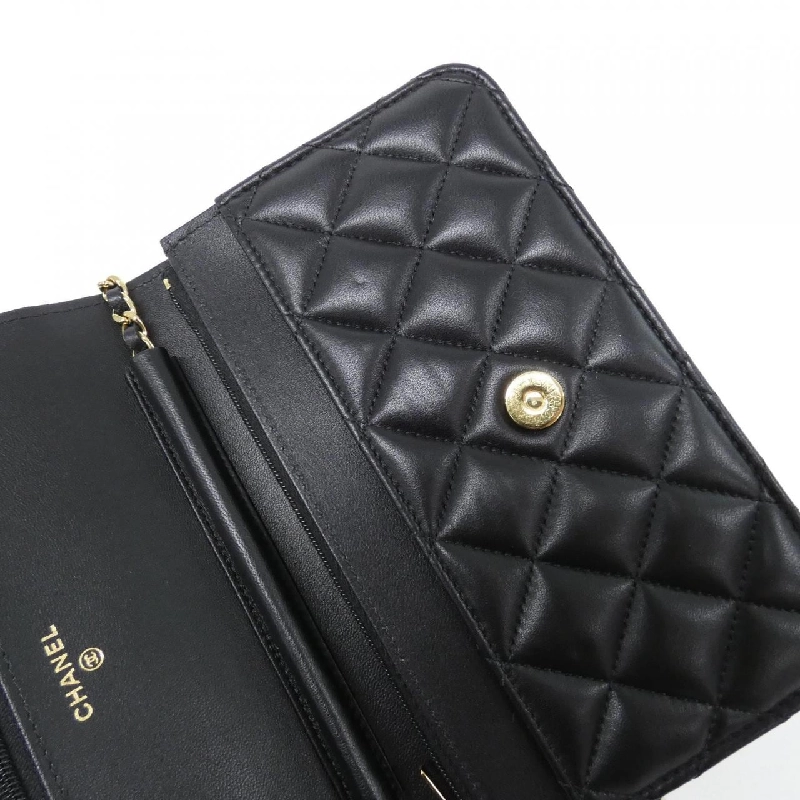 Ví dây chuyền Chanel Timeless Classic AP0250 621747