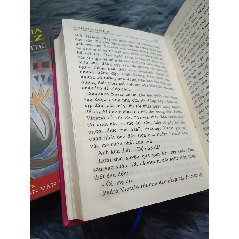 Ngài đại tá chờ thư (Gabriel Garcia Marquez) 1001605