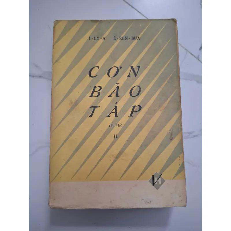 Cơn bão táp (Ba tập) – Ilya Ehrenburg 758970