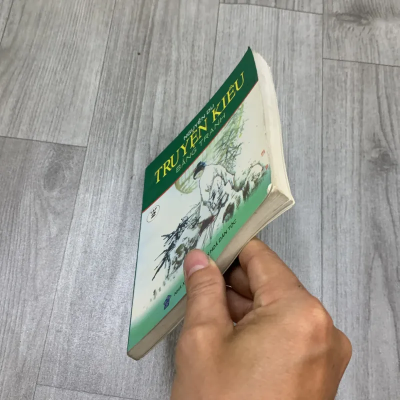 Truyện kiều bằng tranh. Tập 2. 10b1 1026360