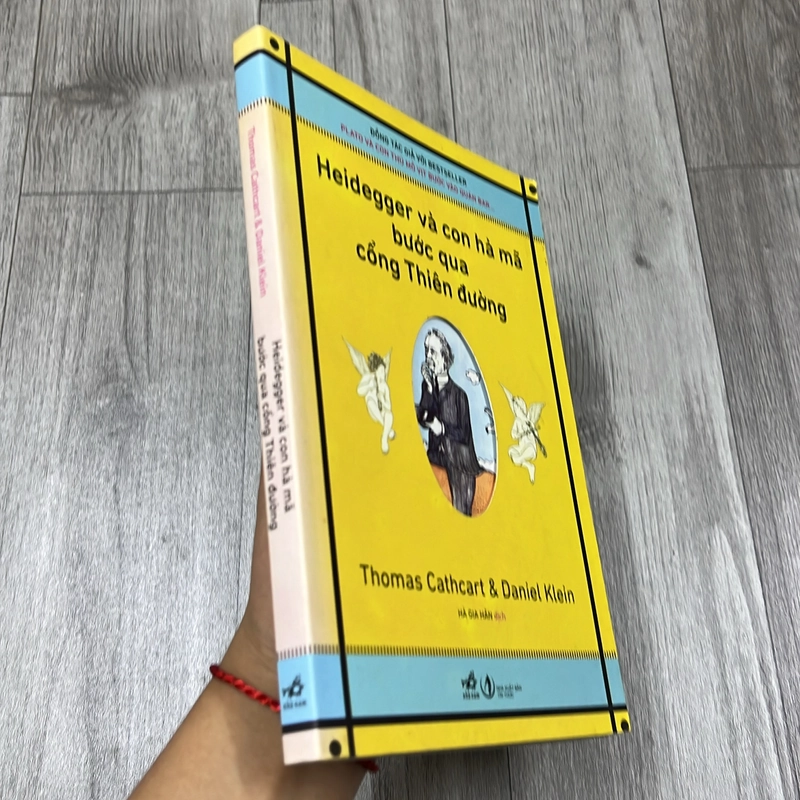 Heidegger và con hà mã bước qua cổng thiên đường. 2a1 542901