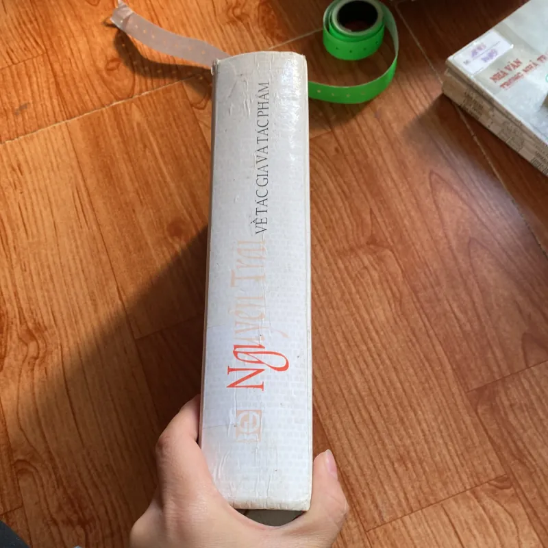 Nguyễn Trãi về tác gia và tác phẩm 759403