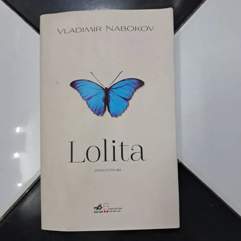 Lolita- Vladimir Nabokor 1003232