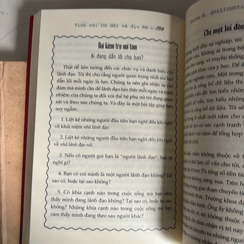 Tính nữ dữ dội và dịu êm 991609