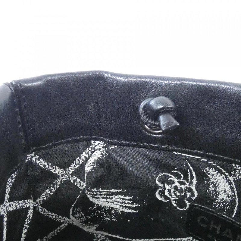 Túi xách Chanel Essential Line 46880 619845