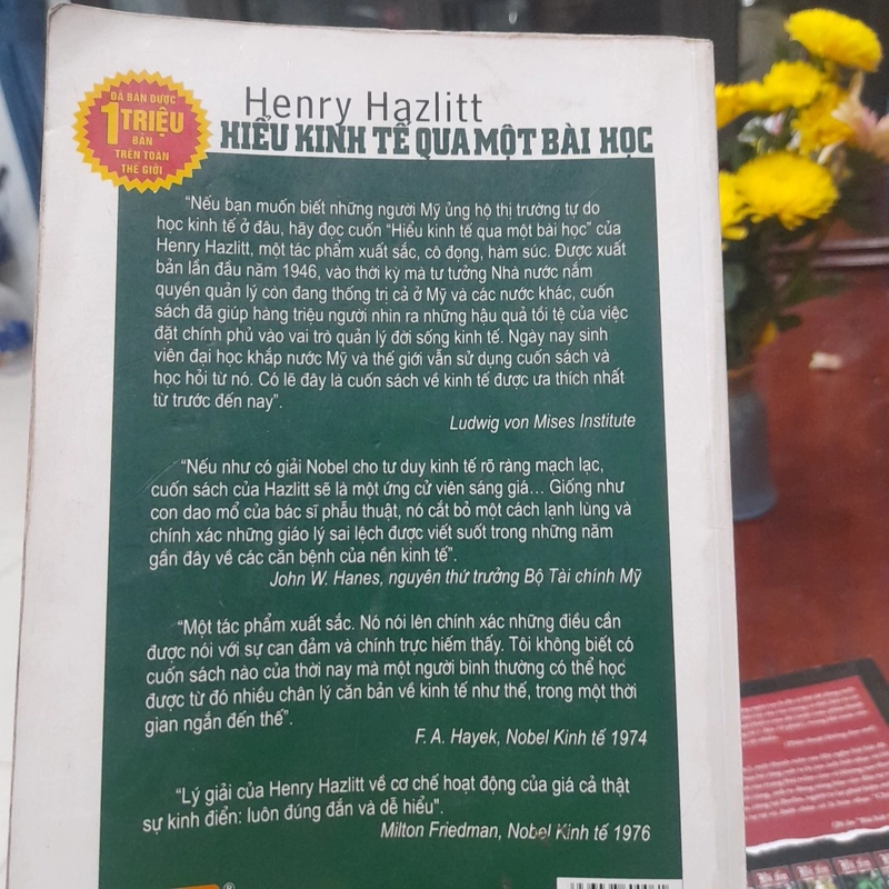 Henry Hazlitt - HIỂU KINH TẾ Q7A MỘT BÀI HỌC 370861