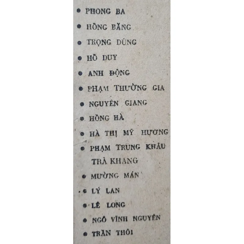 Truyện ký: MỘT GIỜ CỦA BỐN MƯƠI THẾ KỶ 707605