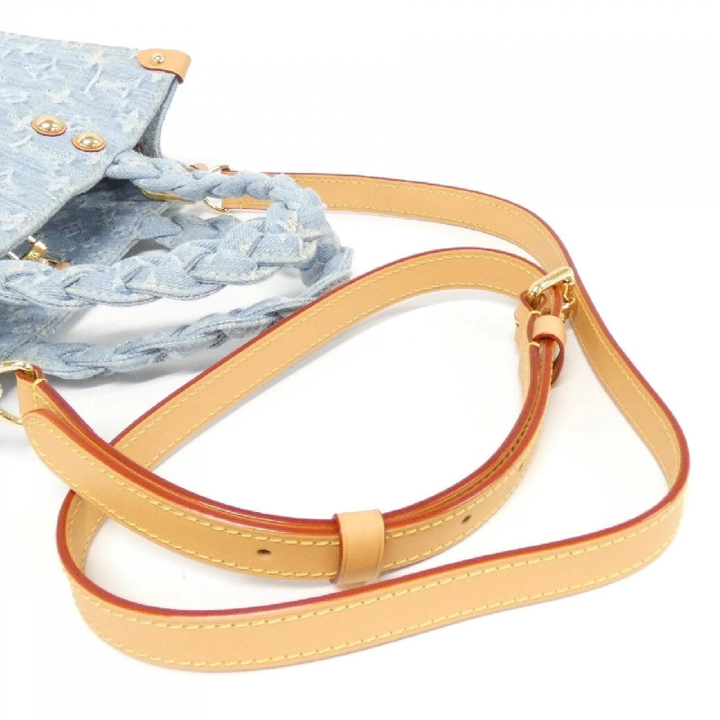 Túi Louis Vuitton Monogram Denim (LV Bên Hồ) Let Go M24897 618945