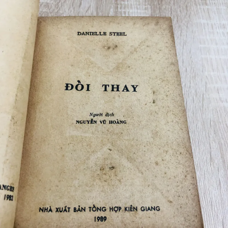 ĐỔI THAY – Danielle Steel 960027