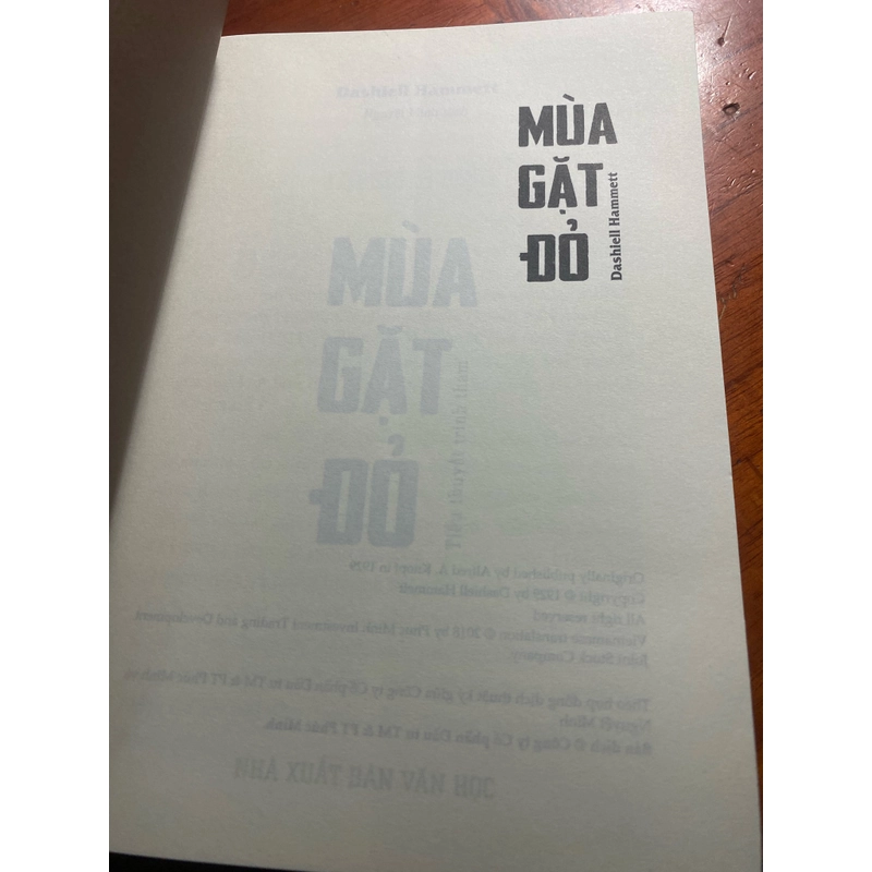 Mùa gặt đỏ 538259