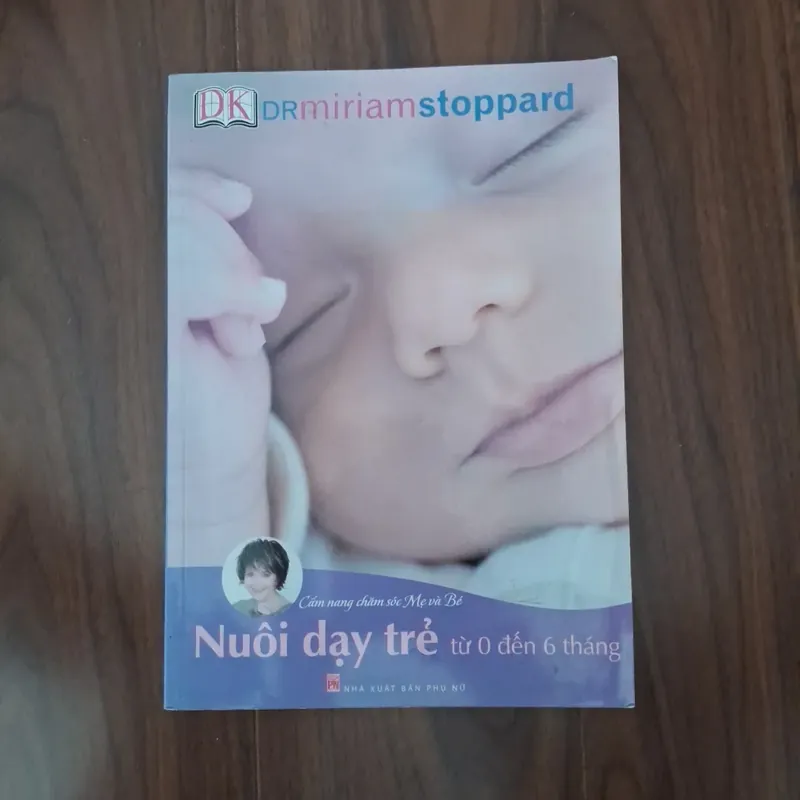 Nuôi dạy trẻ từ 0-6 tháng 593038