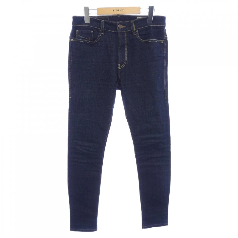 Quần jeans DIESEL - Hàng hiệu Authentic 884653