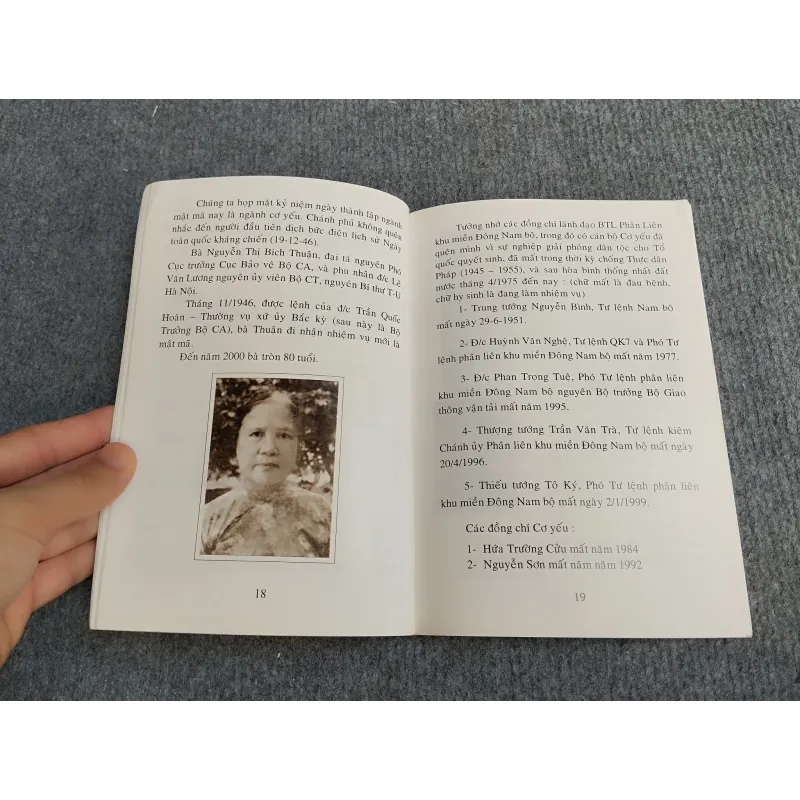 SỔ LƯU NIỆM CÁN BỘ CƠ YẾU MIỀN ĐÔNG NAM BỘ (1948 - 1955) 694806