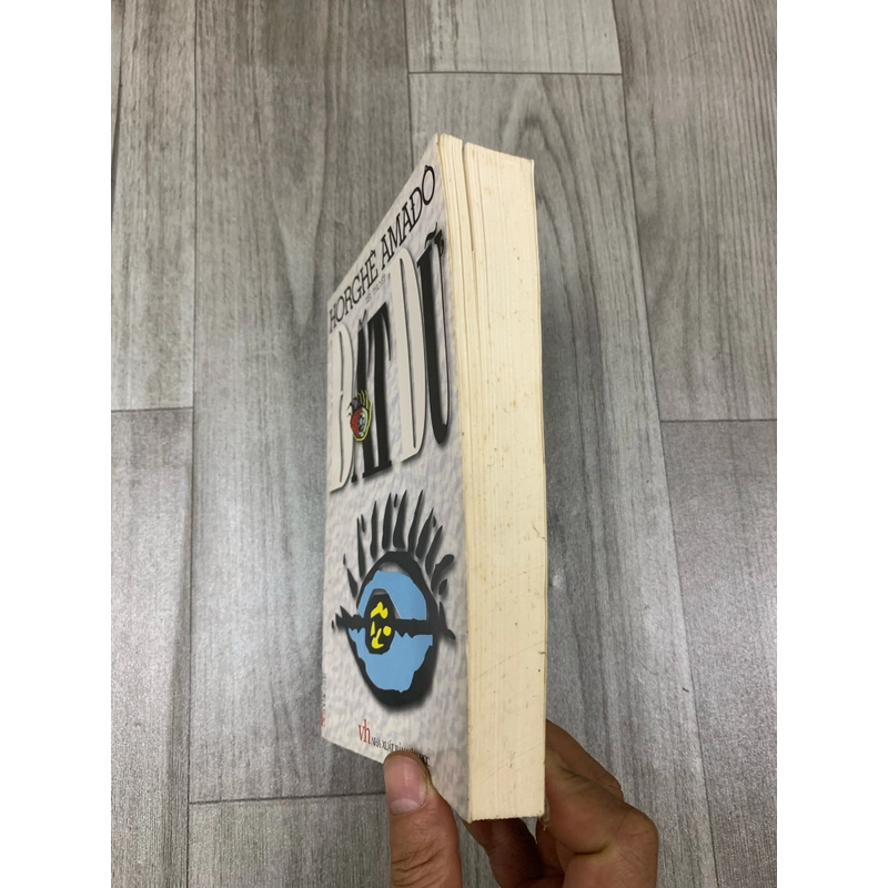 Đất dữ - Horghe Amado. 1b4 518956