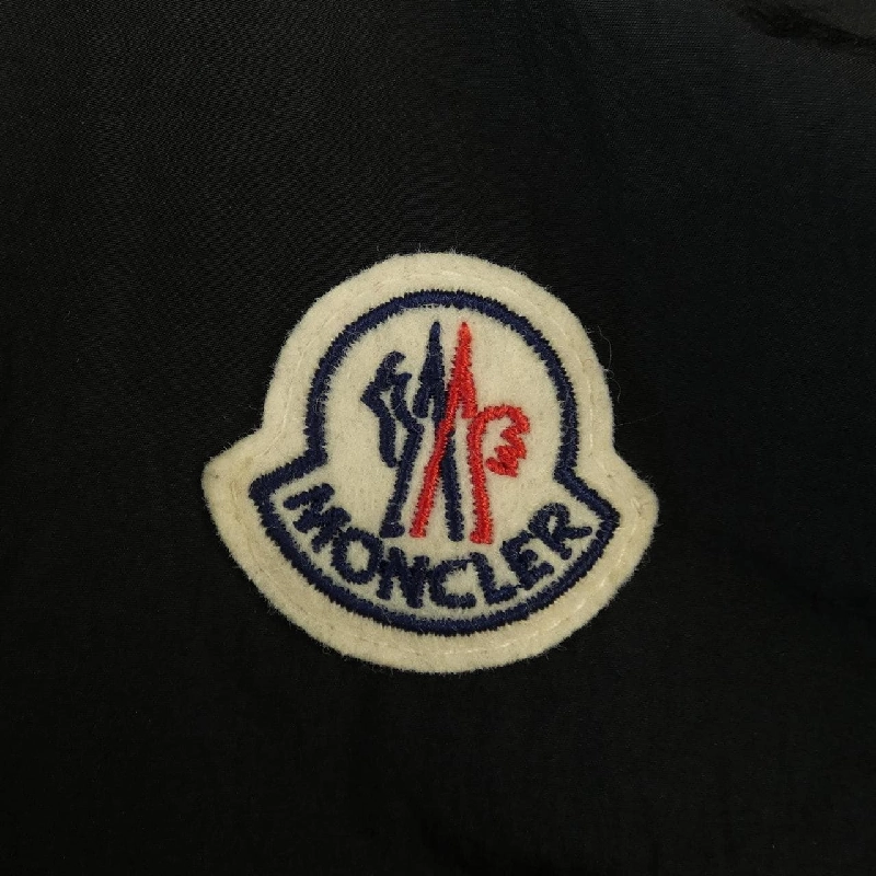 Áo khoác MONCLER - Hàng hiệu Chính hãng 902895