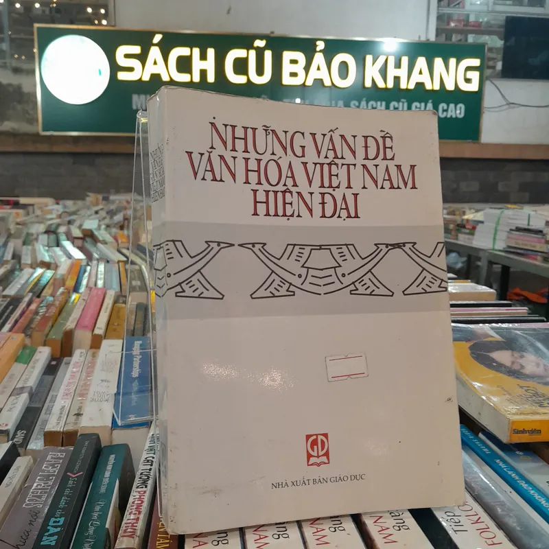 NHỮNG VẤN ĐỀ VĂN HÓA VIỆT NAM HIỆN ĐẠI - LÊ QUANG TRANG, NGUYỄN TRỌNG HOÀN 696955