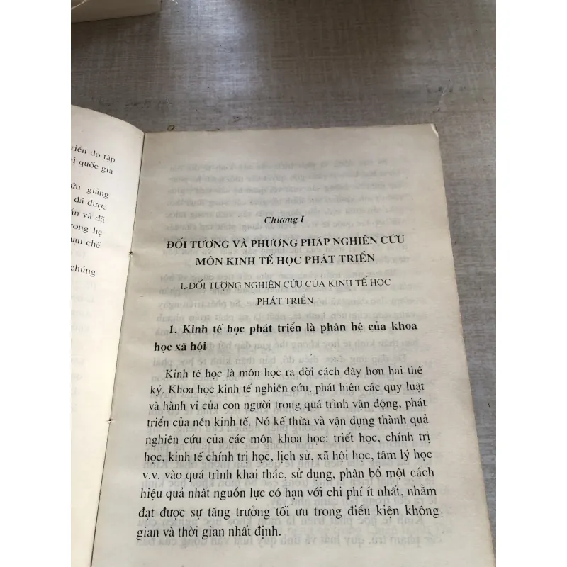 Kinh tế học phát triển 781933