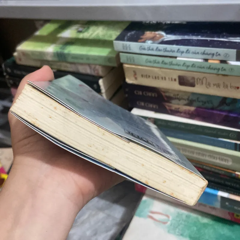 Cô gái văn chương và thiên thần sa ngã - Tập 4 961675