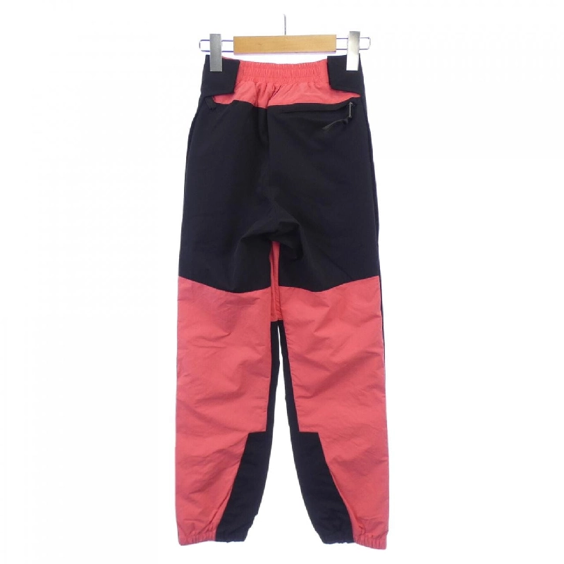 【Đối tượng phiếu giảm giá】Gucci The North Face GUCCI×THENORTHFACE Quần 653124