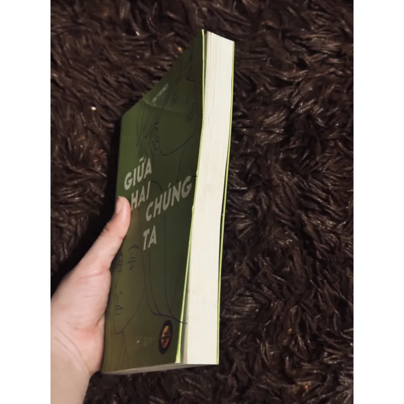 Giữa hai chúng ta 929417