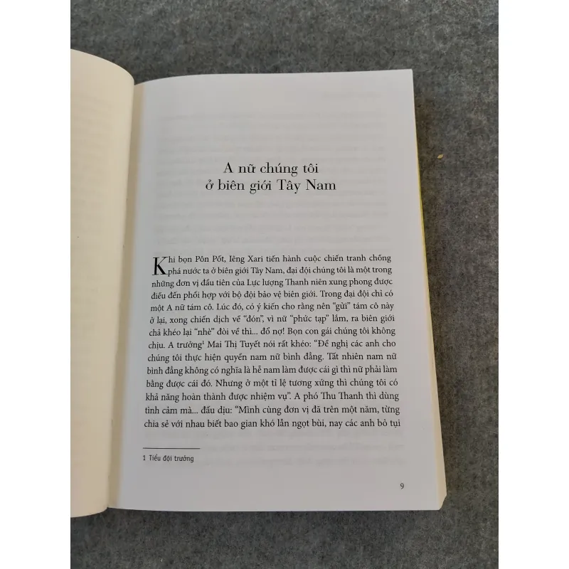 TUYỂN TẬP TRUYỆN KÝ THANH NIÊN XUNG PHONG 697711