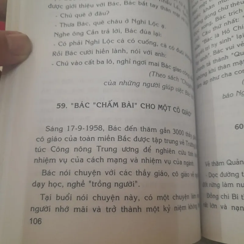 Bác Hồ và 120 truyện vui cảm động. Tác giả Hoài Quốc. NXb Thuận Hóa năm 2011 702517