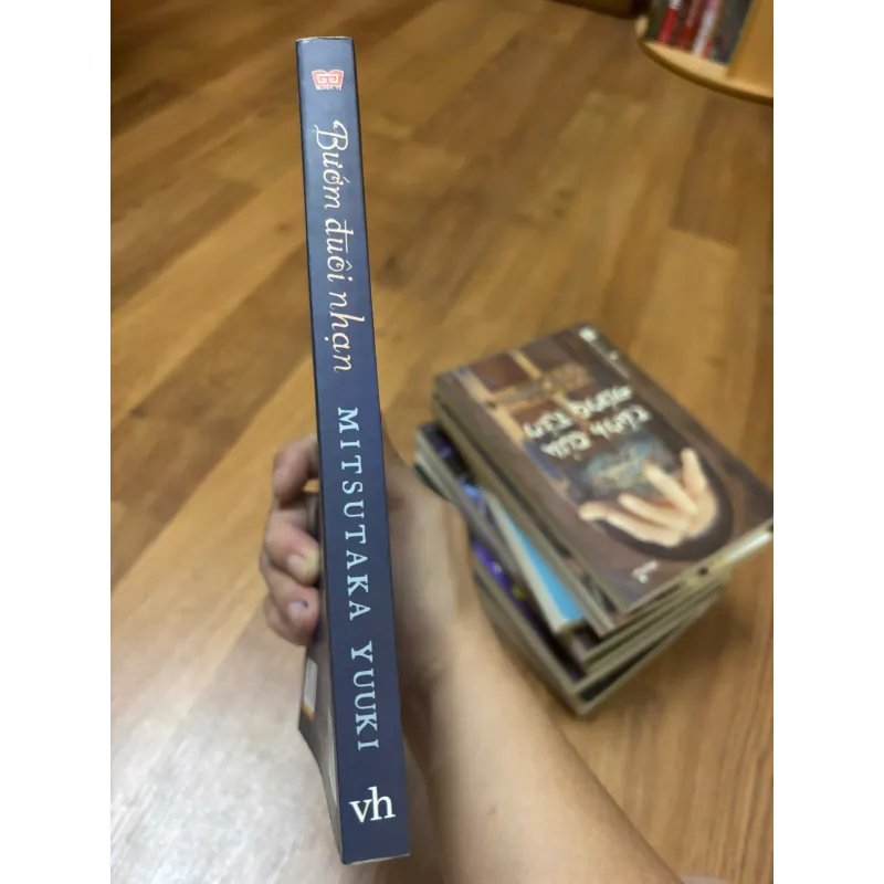 Mitsutaka Yuuki - Bướm đuôi nhạn 797760