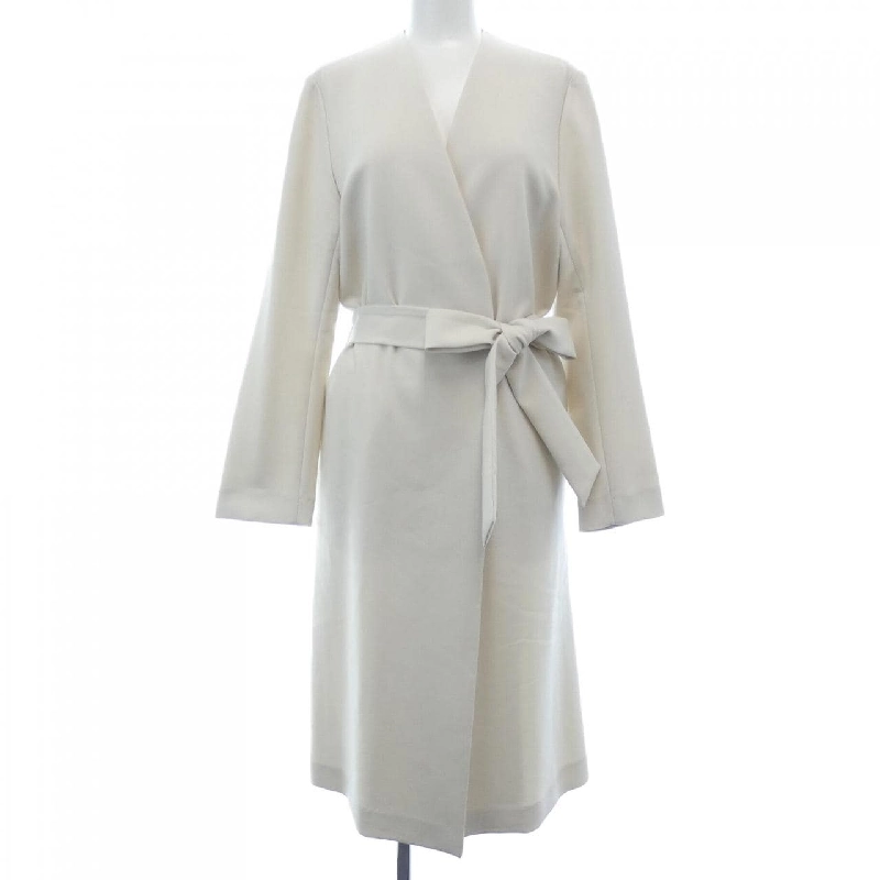 【Mã giảm giá】Áo khoác TIARA 638461