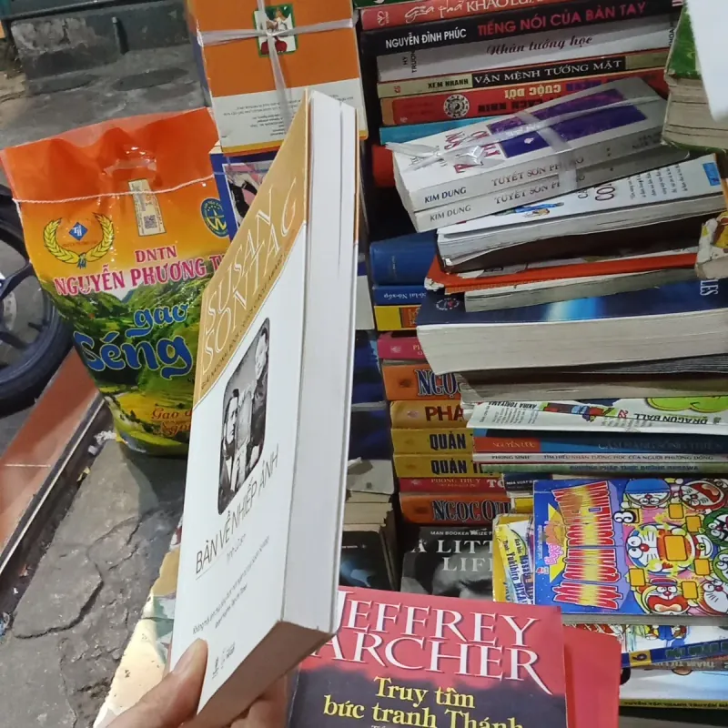 Bàn về nhiếp ảnh - Susan Sontag 1018656