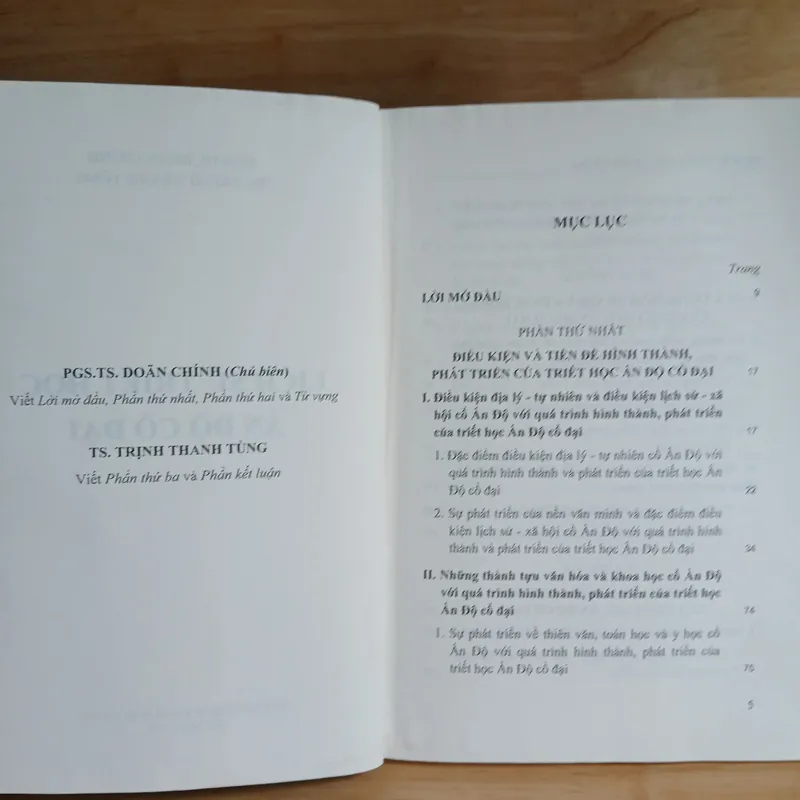 Lịch Sử Triết Học Ấn Độ Cổ Đại - PGS.TS Doãn Chính, TS. Trịnh Thanh Tùng 560960