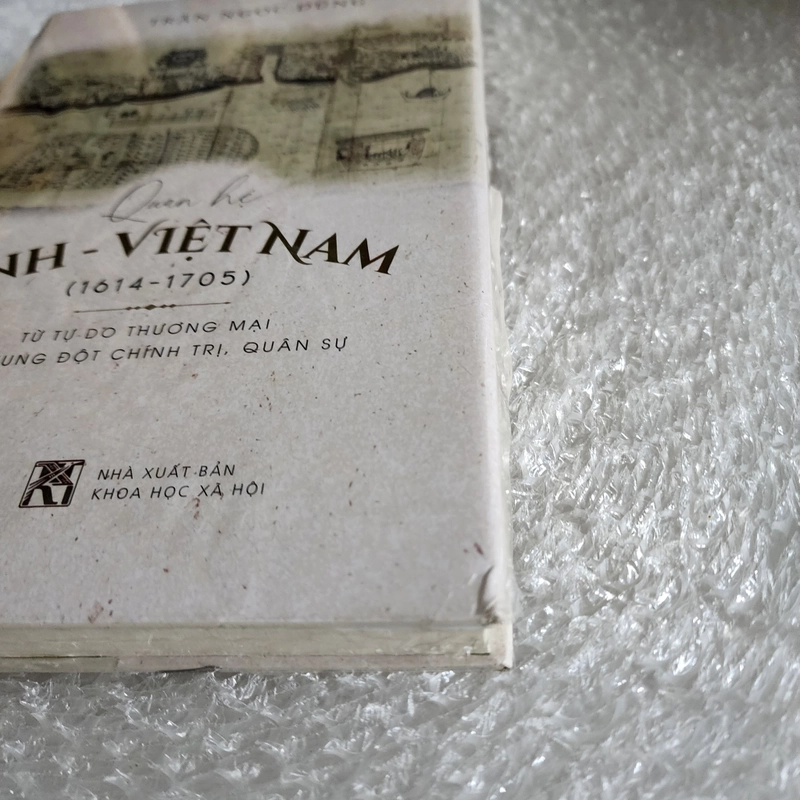 Quan hệ Anh - Việt Nam 1614 - 1705 từ quan hệ thương mại đến xung đột chính trị  455651