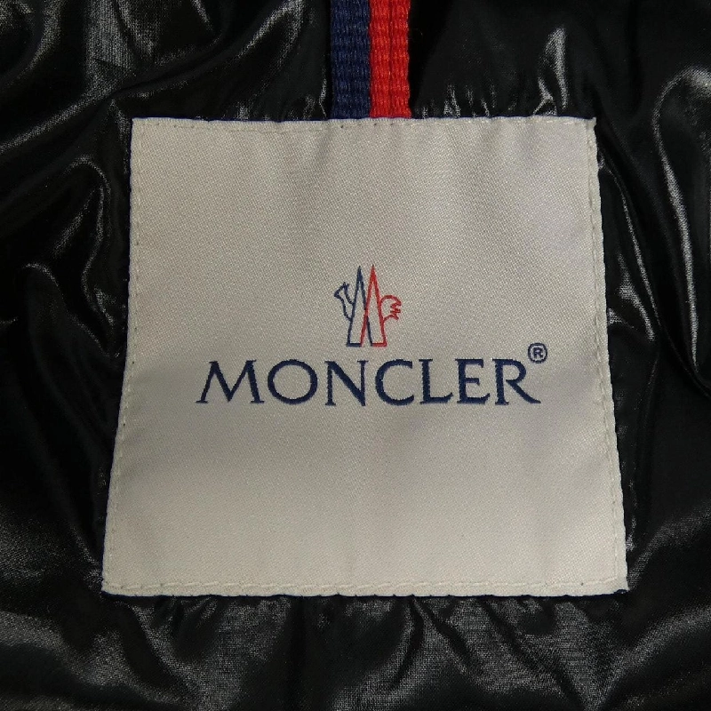 Áo vest lông MONCLER GHANY - Hàng hiệu Authentic 821794