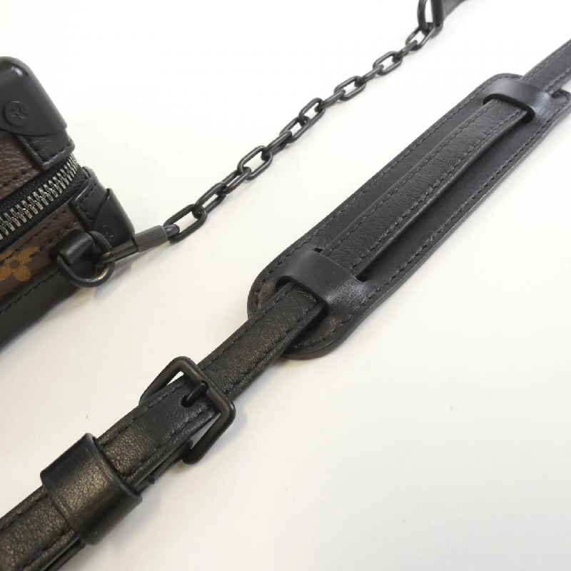 Túi xách mềm dọc Monogram Taffeta Louis Vuitton M45044 609958