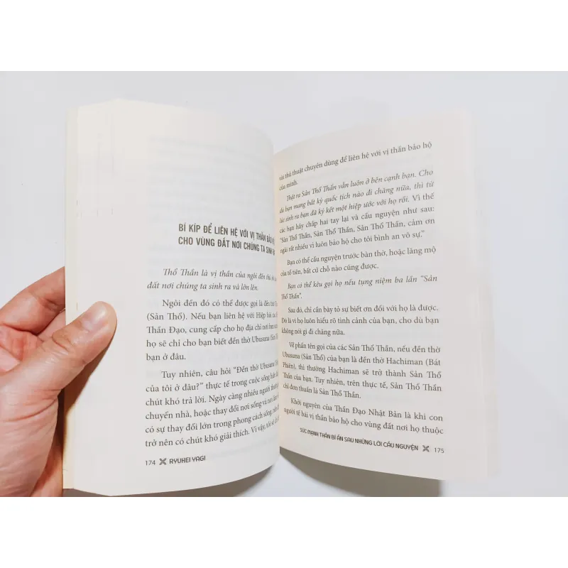 Sức Mạnh Thần Bí Ẩn Sau Những Lời Cầu Nguyện 745396