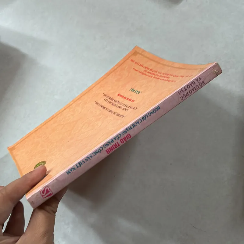 Giáo trình đường lối Cách mạng của Đảng Cộng Sản Việt Nam 735976