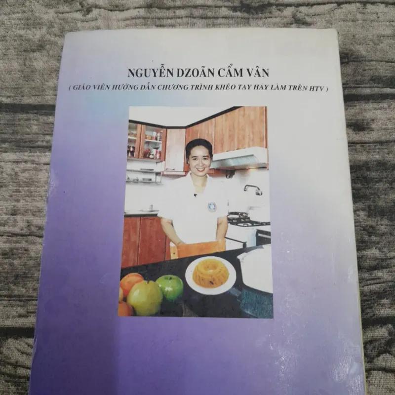 Tác giả Ng Dzoan Cẩm Vân- Những Món ăn đãi Tiệc & Gia đình 754988
