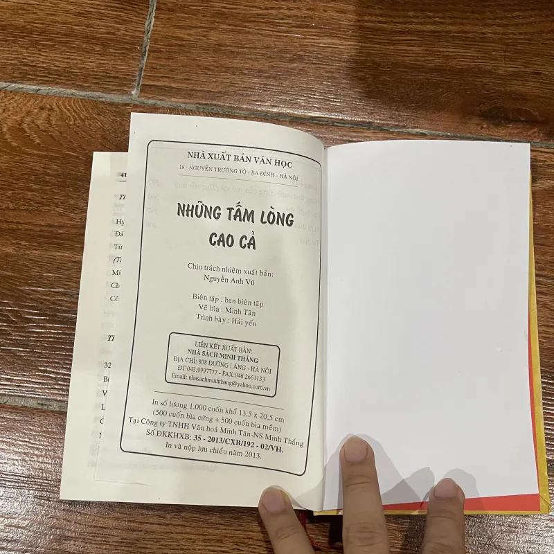 Những tấm lòng cao cả (7) 331963