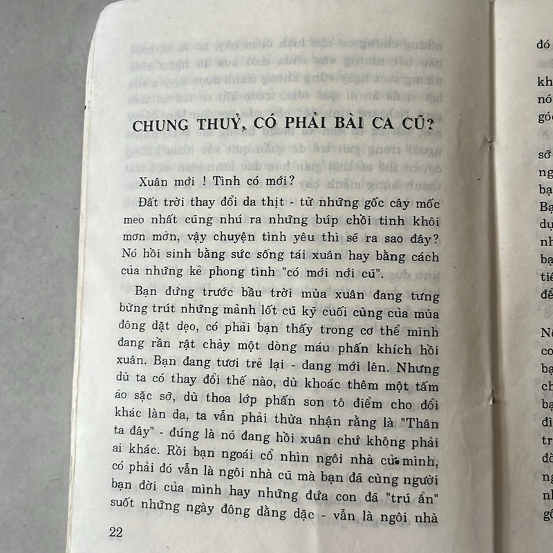 Luận về tình yêu - Hoàng Đức - 1998s 518025