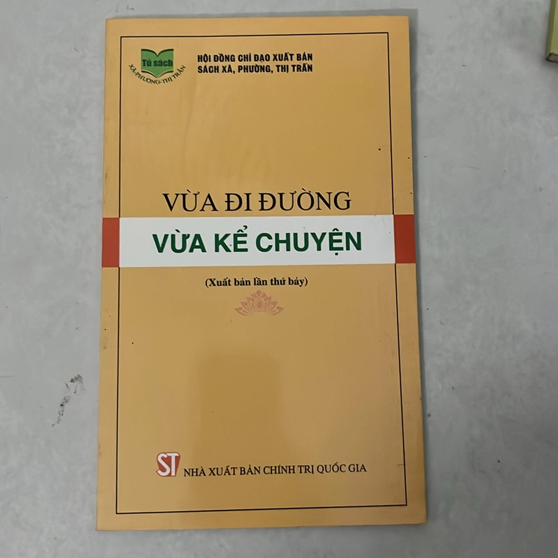Combo 9 cuốn sách về Bác Hồ 530438