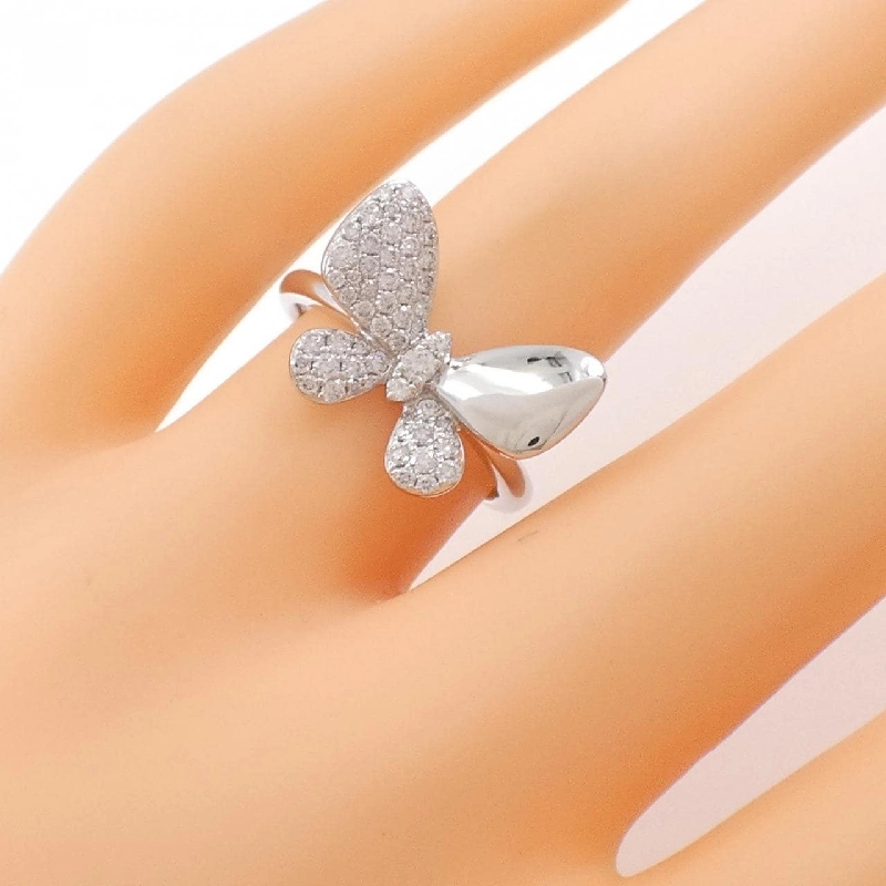 Nhẫn kim cương bướm K18WG 0.43CT 672933