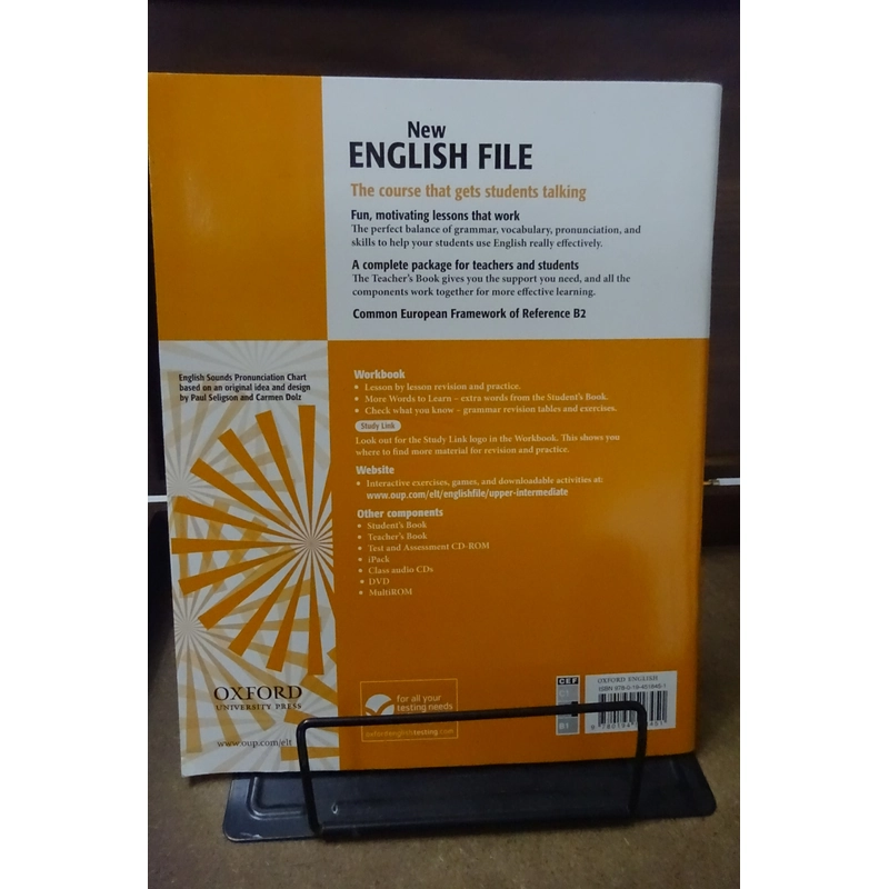 sách tiếng anh trình độ B2 455081