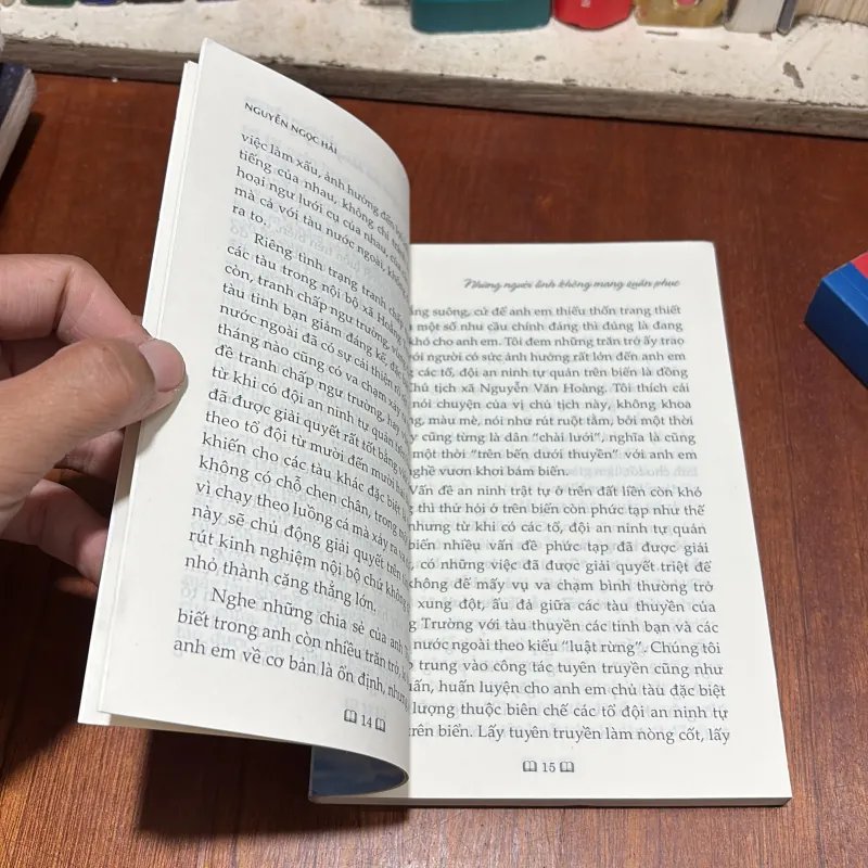 II Bút Ký: Chạy Về Phía Mặt Trời - Nguyễn Ngọc Hải - 2022 786235