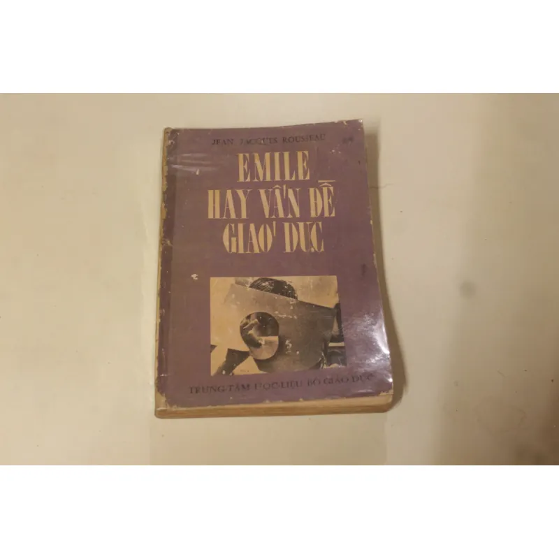 Emile hay vấn đề giáo dục 960402