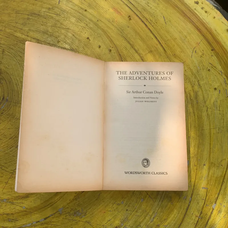 THE ADVENTURES OF SHERLOCK HOLMES- SIR ARTHUR CONAN DOYLE 762316