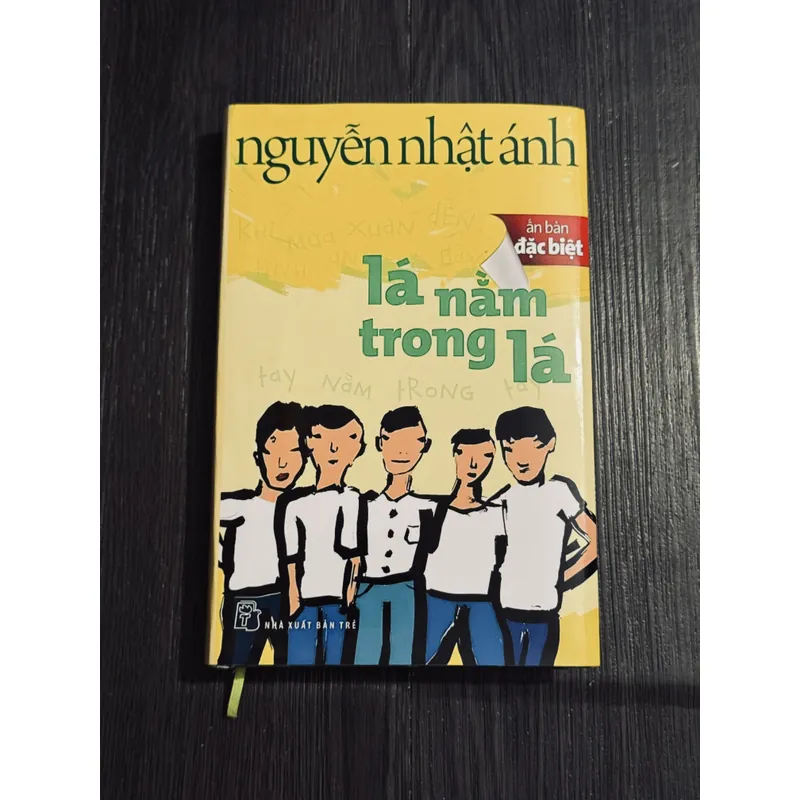 Lá nằm trong lá (bìa cứng, đọc mô tả) 689603