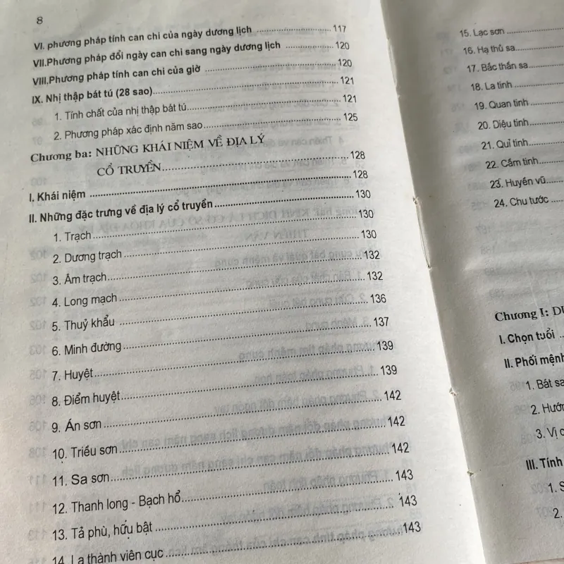 VĂN HÓA CỔ PHƯƠNG ĐÔNG: XÂY DỰNG NHÀ Ở THEO ĐỊA LÝ, THIÊN VĂN, DỊCH LÝ 971191