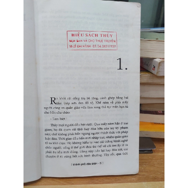 Thanh niên độc thân – NGUYỄN QUỐC TRUNG 552942