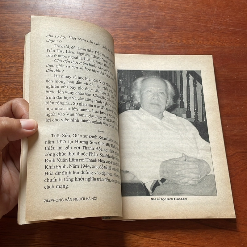 II Tựa sách: Phỏng Vấn Người Hà Nội - Phan Hoàng - 2000 506748