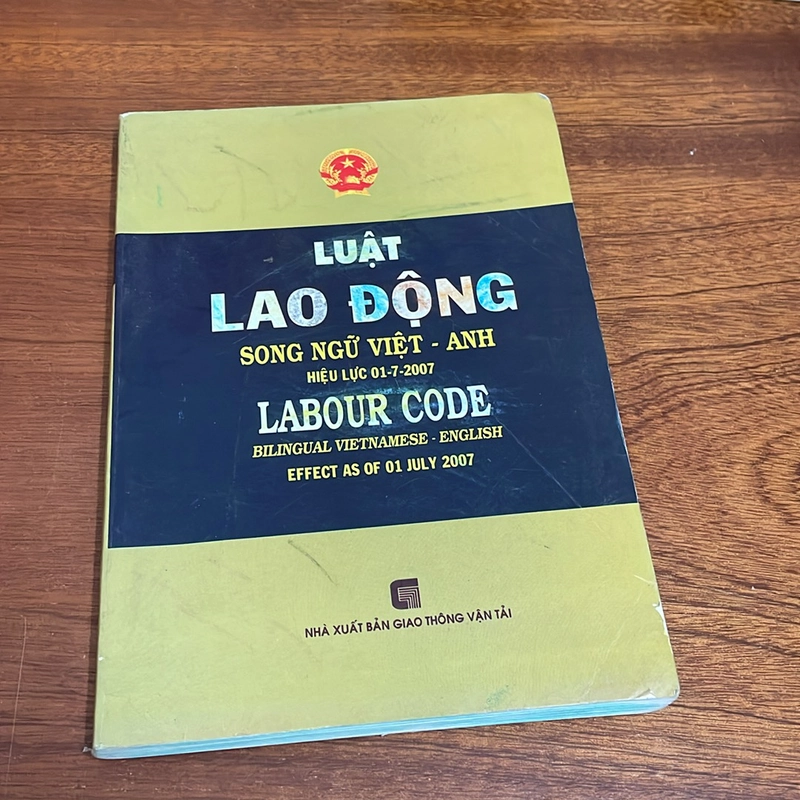 II Sách Pháp Luật: Luật Lao Động (Song Ngữ Việt - Anh) - 2008 507856