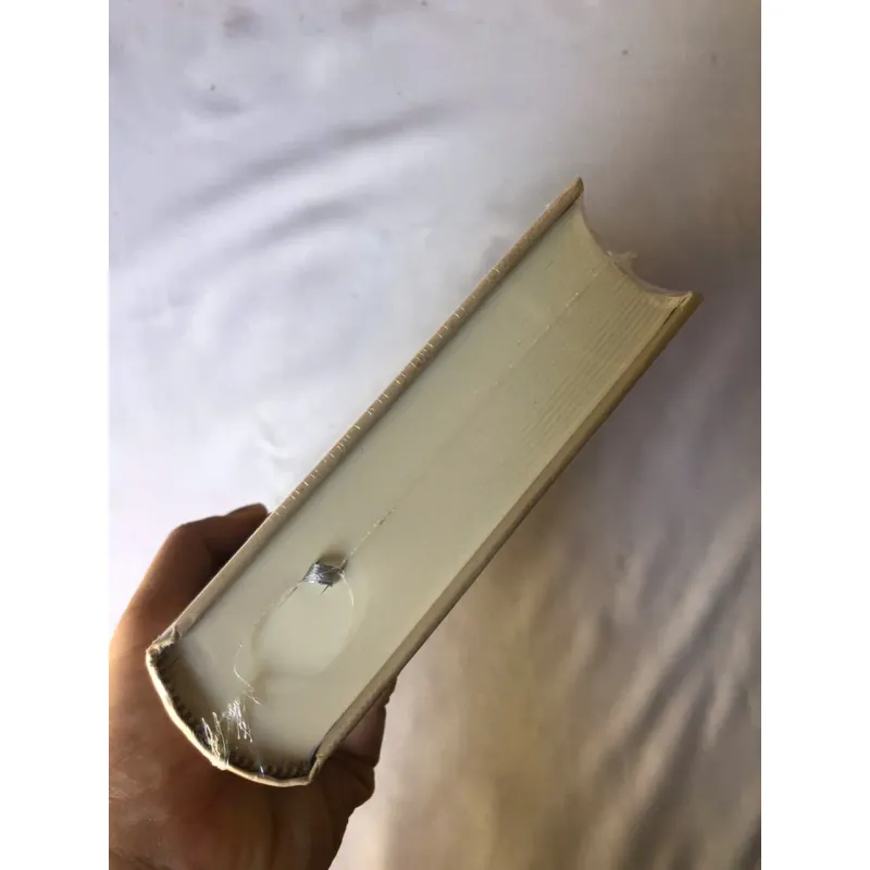 Hai Số Phận - Jeffrey Archer (bìa cứng) 747379